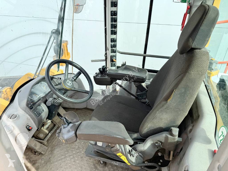 Nakladač Volvo 0H - Dutch Machine / CDC Steering