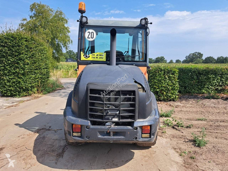 مُحمّلة Komatsu WA70-7
