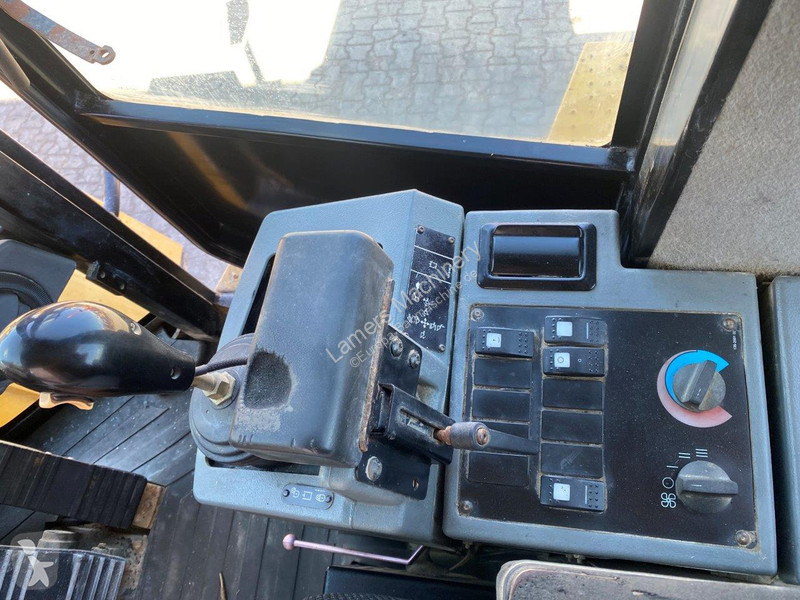 Shovel Caterpillar 938G NVT