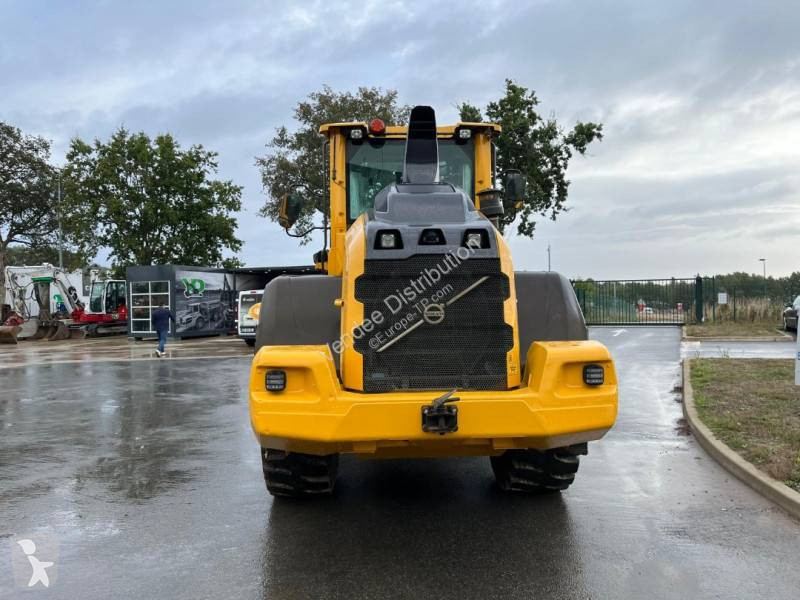 Shovel Volvo L90H