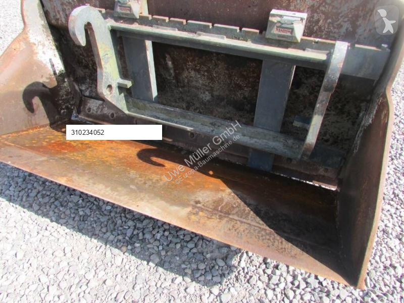 مُحمّلة Kramer 750 Radlader 26.000€ netto 5075