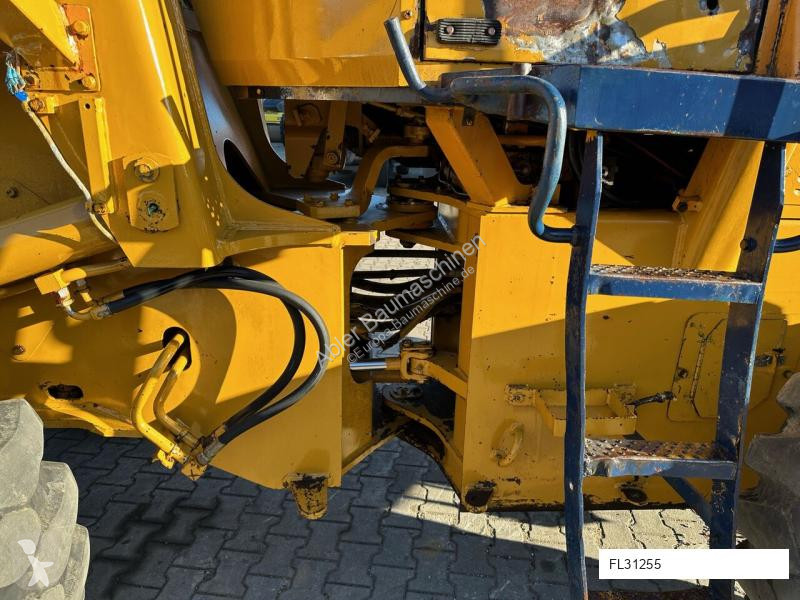 مُحمّلة Komatsu WA 200