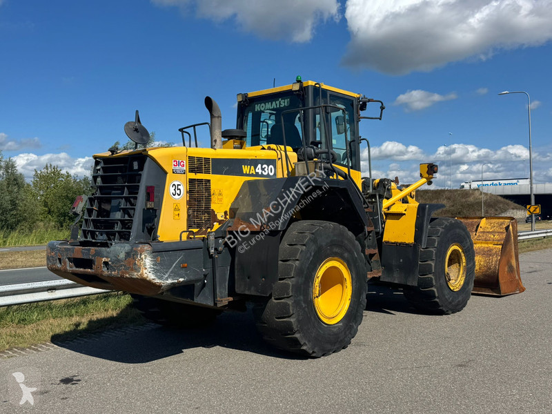 Nakladač Komatsu