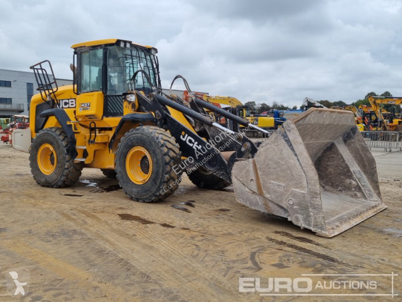 Nakladač JCB 437-55WM