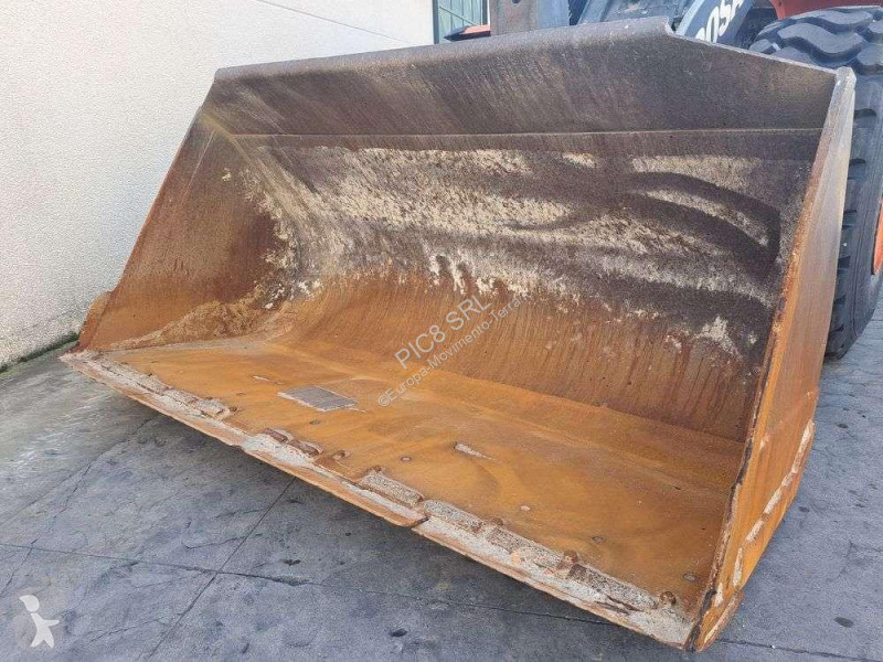Nakladač Doosan 5