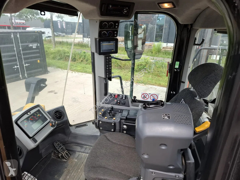 Nakladač Caterpillar 972 MXE