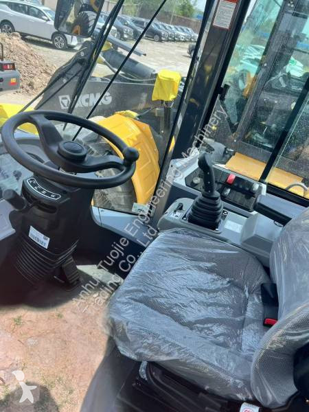 Nakladač XCMG LW300KN