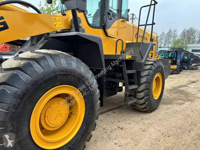 Nakladač SDLG L956F