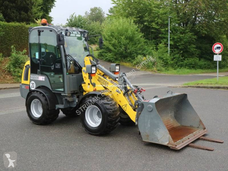 Фронтальный погрузчик Wacker Neuson