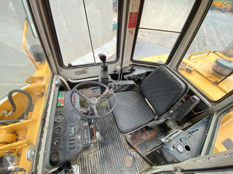 مُحمّلة Liebherr L521