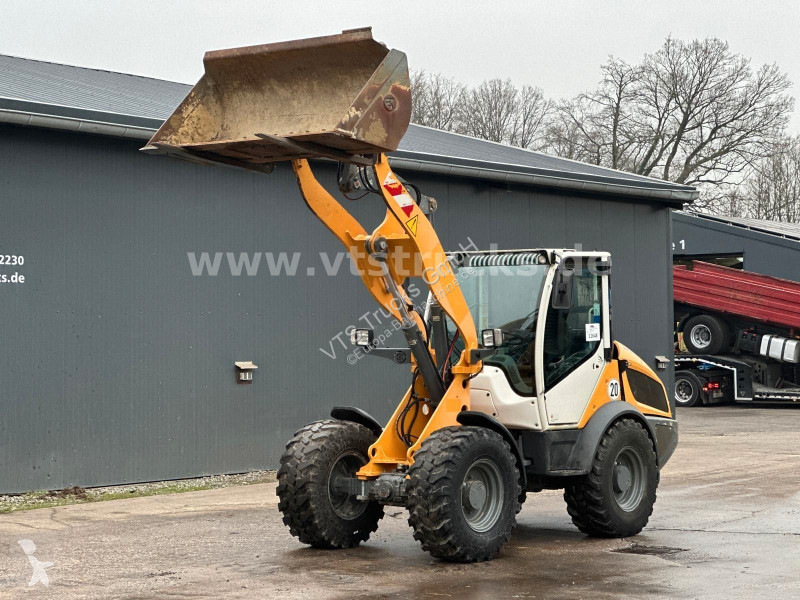 Læssemaskine Liebherr L506C Schaufel/Palettengabel