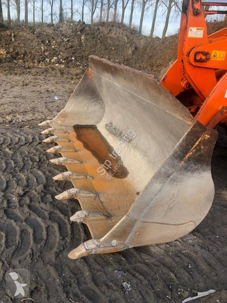 Навантажувач Hitachi  W 90
