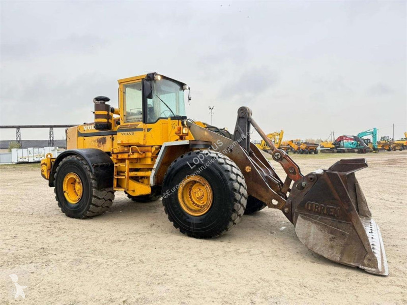 Фронтальный погрузчик Volvo quick coupler