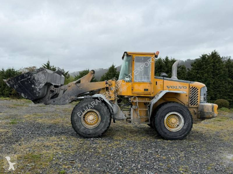 Pala cargadora Volvo 121 17000KG