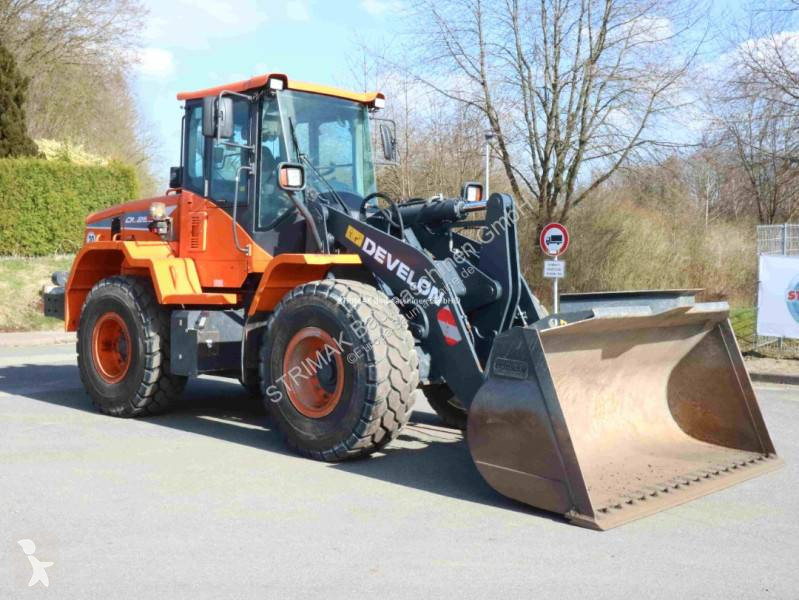 Nakladač Doosan DL 250-5
