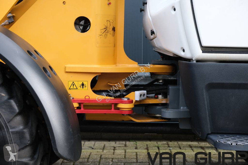 Nakladač Liebherr 506 | 2020 | 1050h