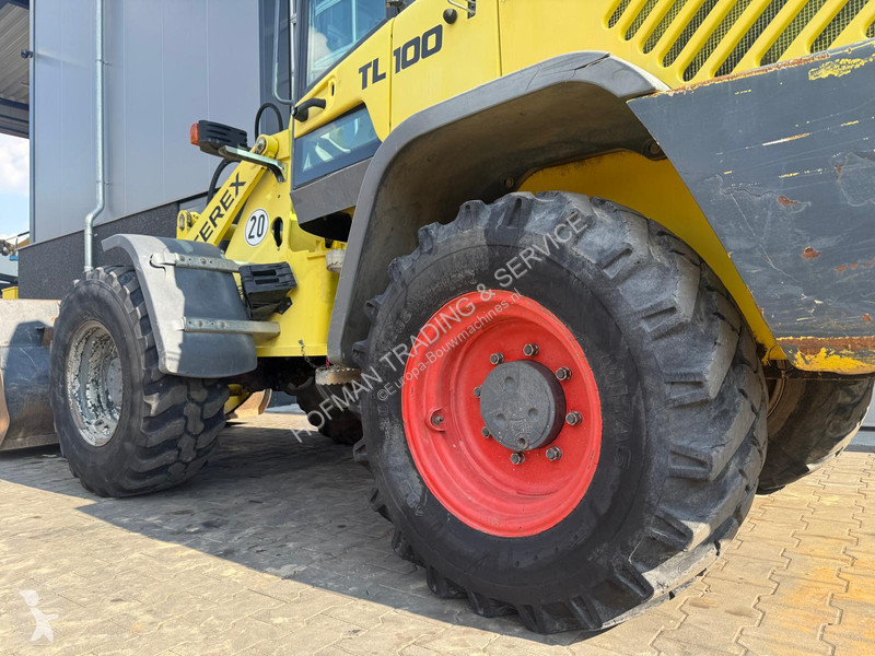 Nakladač Terex