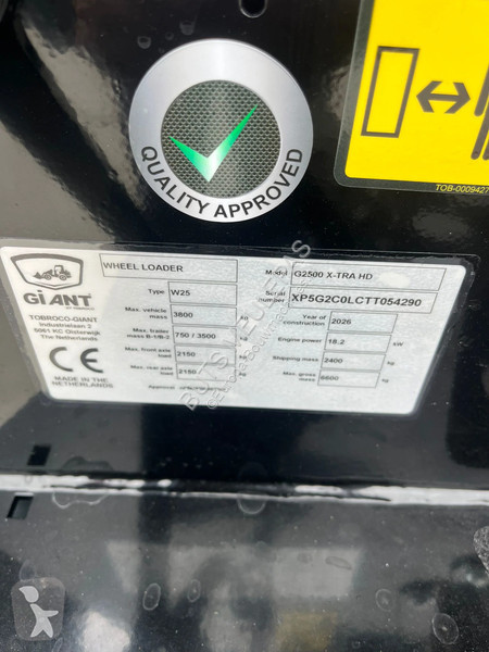Nakladač Giant G2500 HD X-TRA