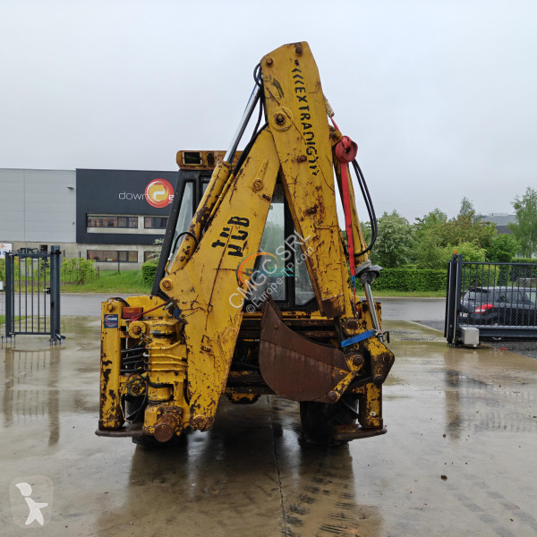 Nakladač JCB 3CX
