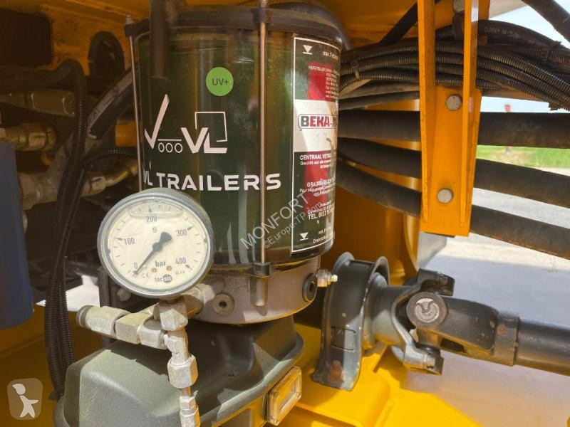 Chargeuse JCB S High Lift