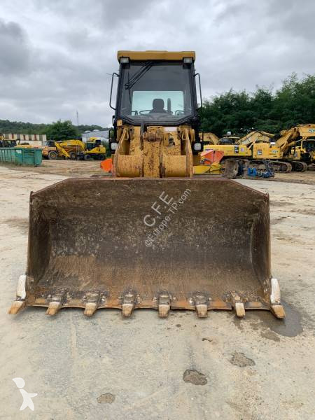 Nakladač Caterpillar 953 CIII