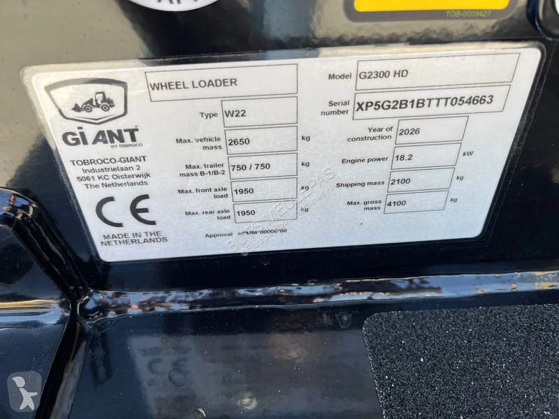 Nakladač Giant G2300 HD
