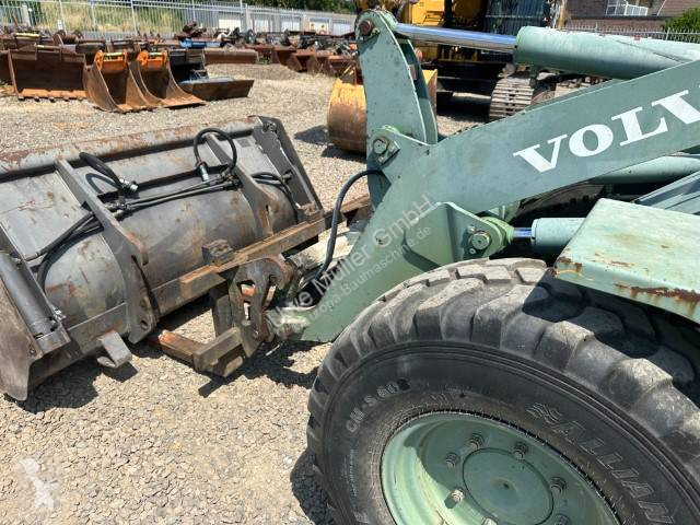 Nakladač Volvo BZ/X Radlader netto 22.000€
