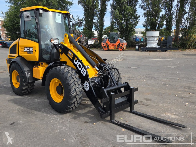 Товарач JCB 409