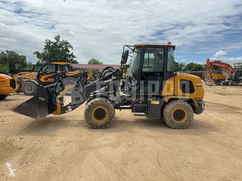 Nakladač XCMG XC916E with bucket and forks