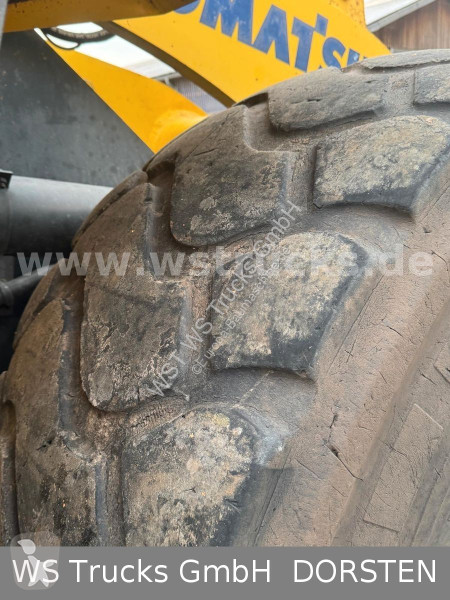 Nakladač Komatsu 4706 9t Schaufel Waage LED