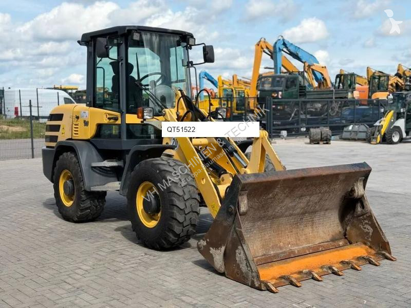 Nakladač Yanmar V80