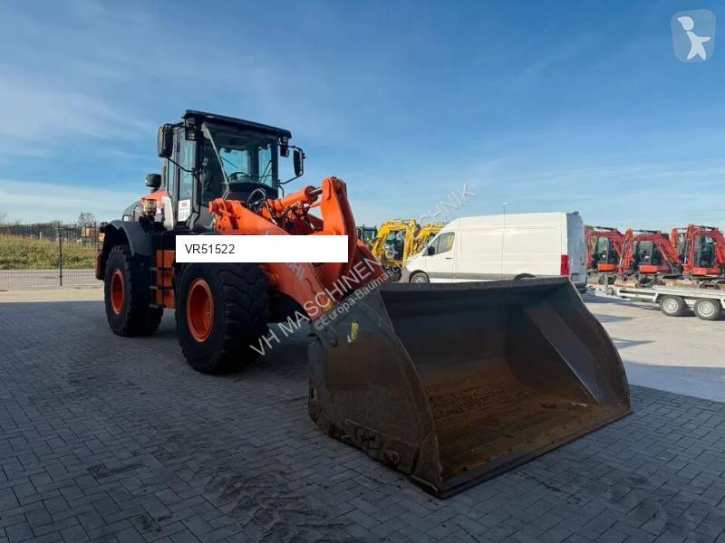 مُحمّلة Hitachi 1806