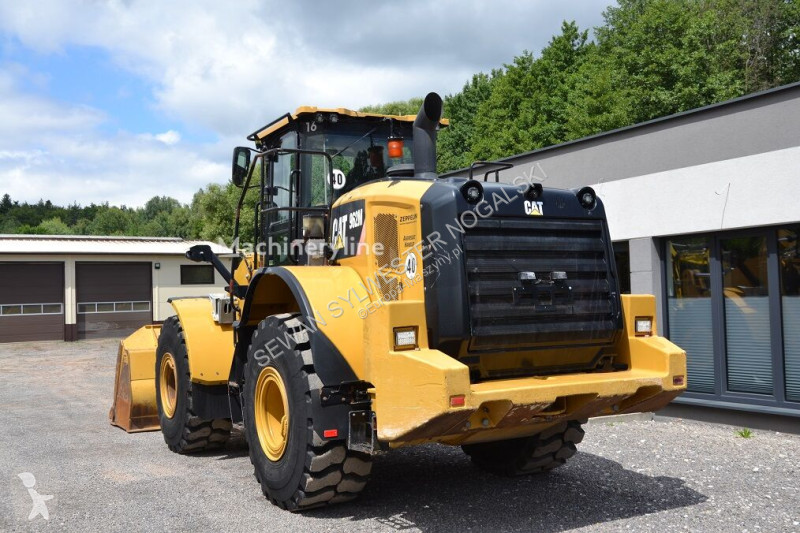 Nakladač Caterpillar 962 M