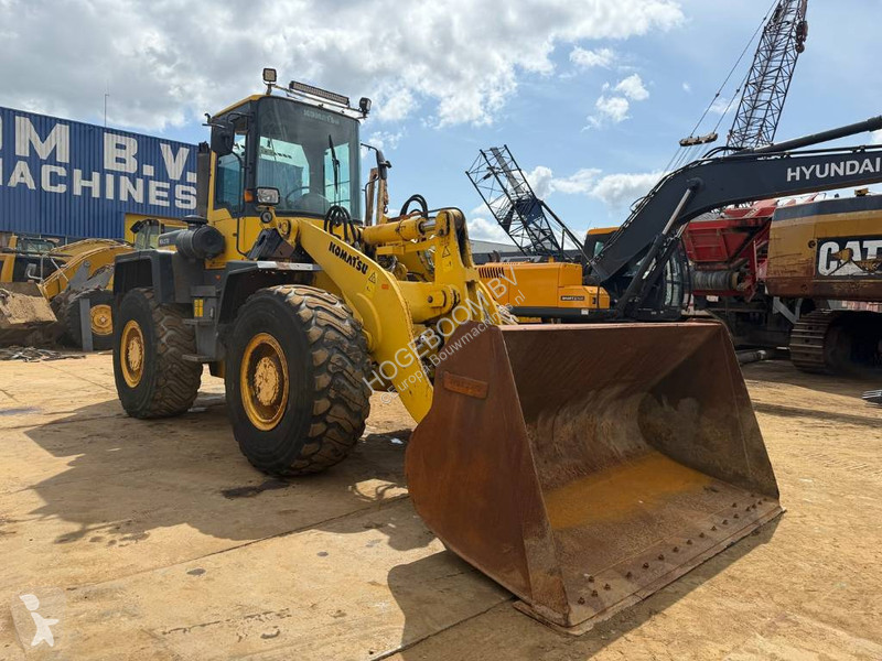 Nakladač Komatsu 2703