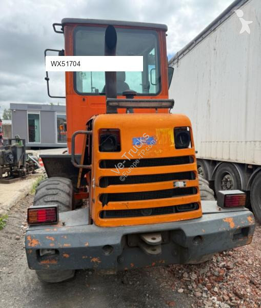 Nakladač Hitachi W90