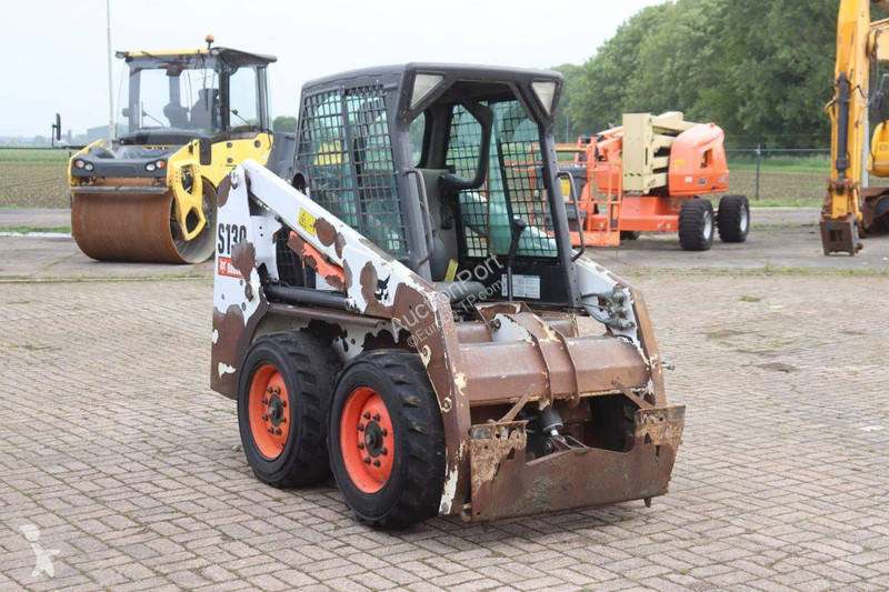 Nakladač Bobcat
