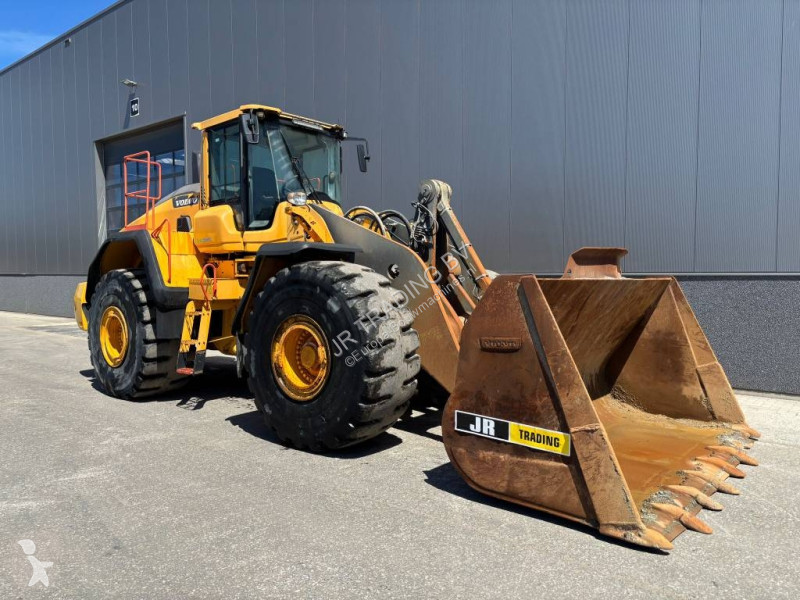 مُحمّلة Volvo L 220 H