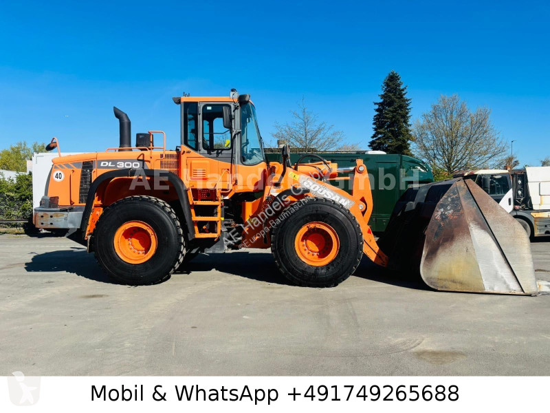 Фронтальный погрузчик Doosan...