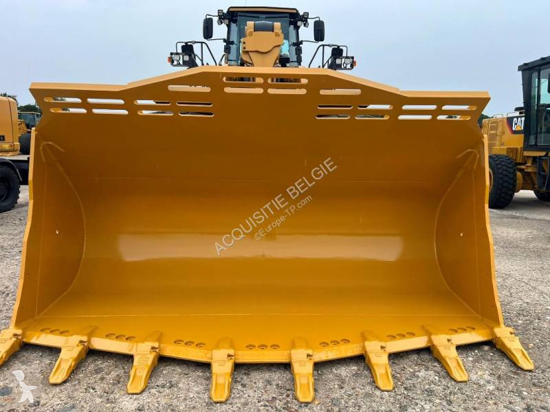 Nakladač Caterpillar 988 XE