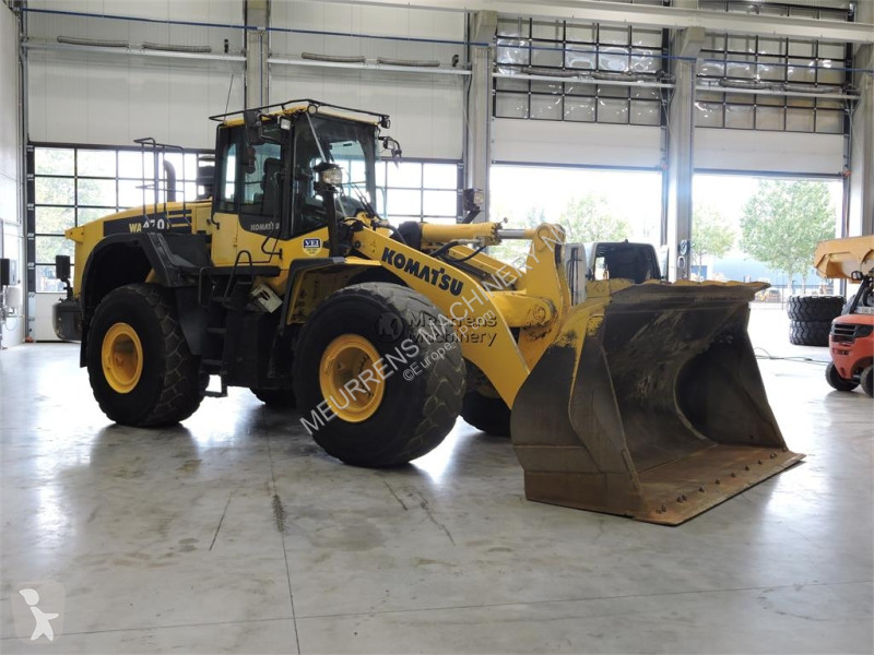 Nakladač Komatsu