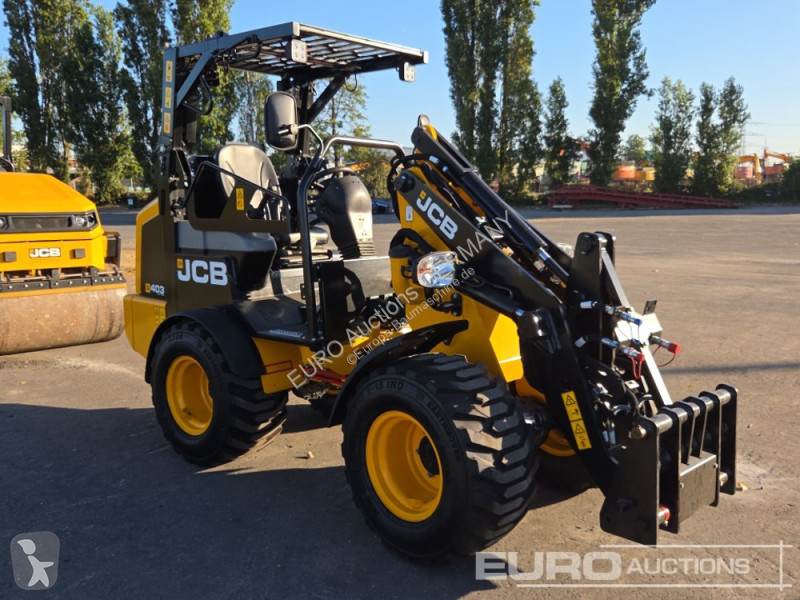 Nakladač JCB 403