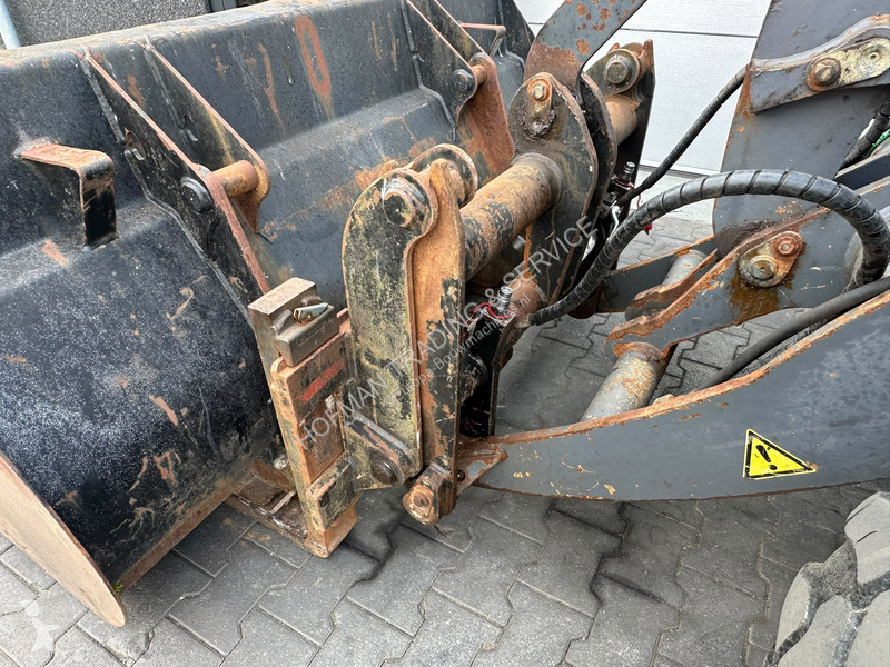 Nakladač Terex
