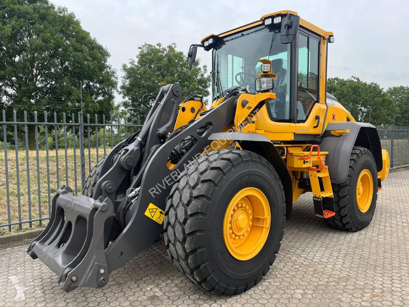 مُحمّلة Volvo CDC - all hydraulics - Full spec