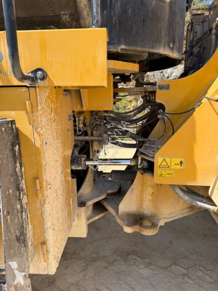 مُحمّلة Caterpillar 972M