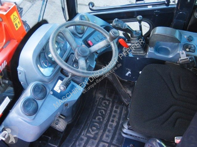 Фронтальный погрузчик Kubota KUBOTA R065 HW...
