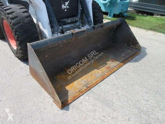 Pala cargadora Bobcat S76