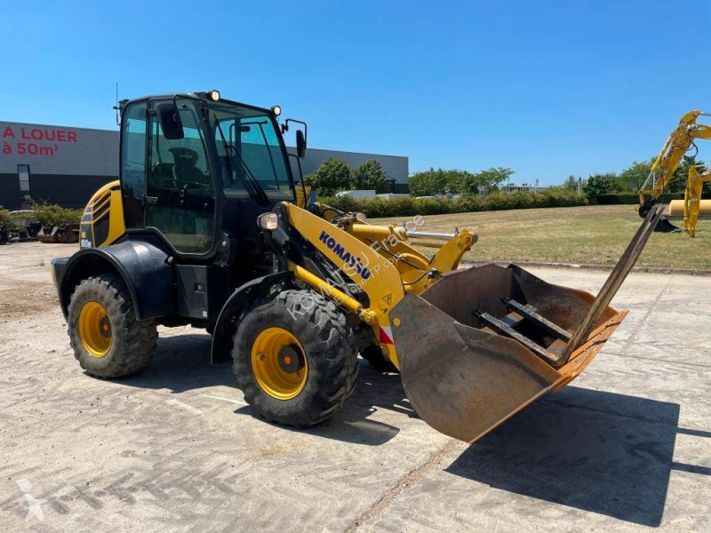 Chargeuse Komatsu WA100M-8E0