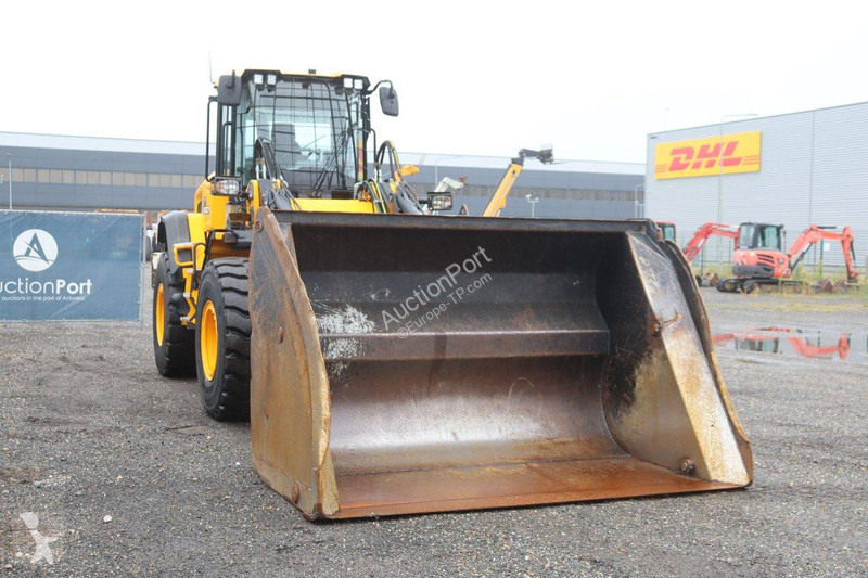 Pala cargadora JCB 437WHT T4F