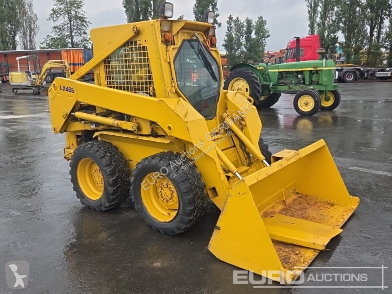 Shovel New Holland LX465