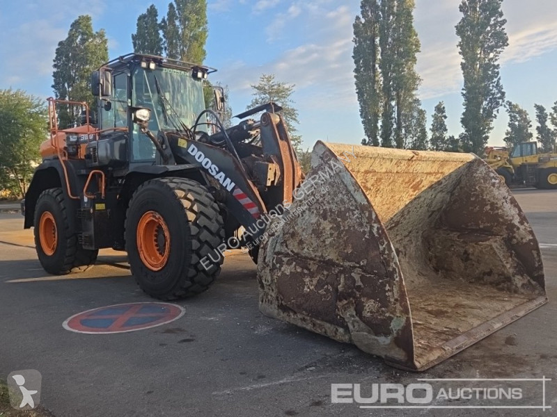 Doosan DL380-7 loader